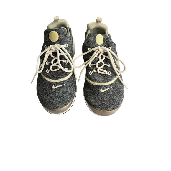 Nike Presto Shoes - Womens Nike Presto Fly size 6.5